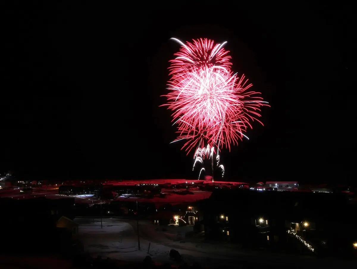 ロングイェールビーンの新年の花火