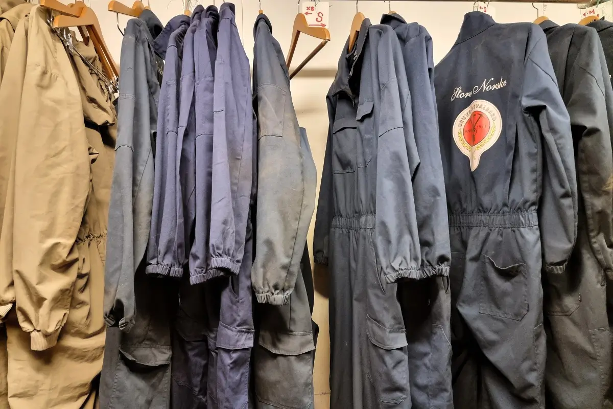 Gruve 3炭鉱ツアーで貸し出される作業服