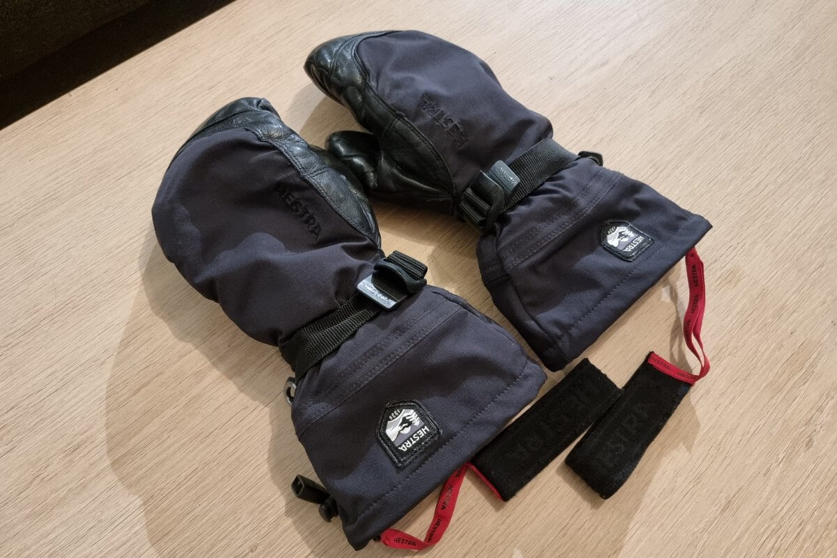 HESTRA（ヘストラ）の防寒ミトングローブ